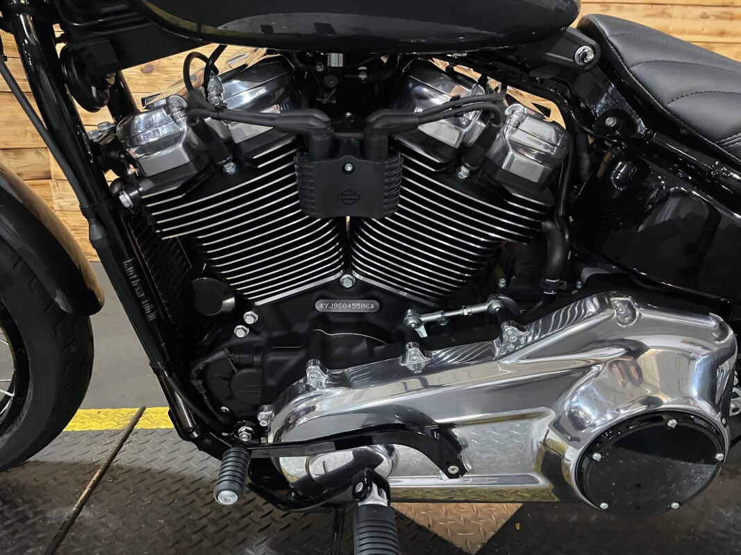 Harley-Davidson Street Bob 2025 FXBB IRON HORSE MTLC - Photo 9