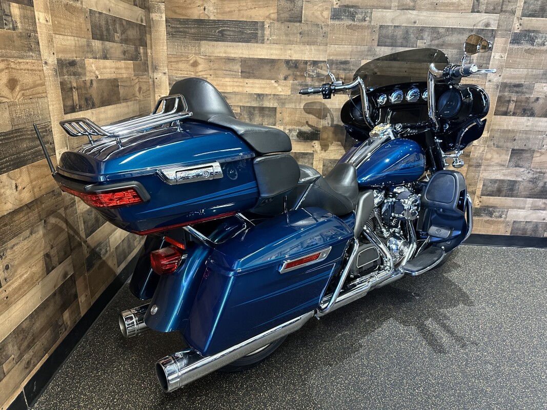 2020 Harley-Davidson Ultra Limited Tahitian Teal FLHTK - Photo 2