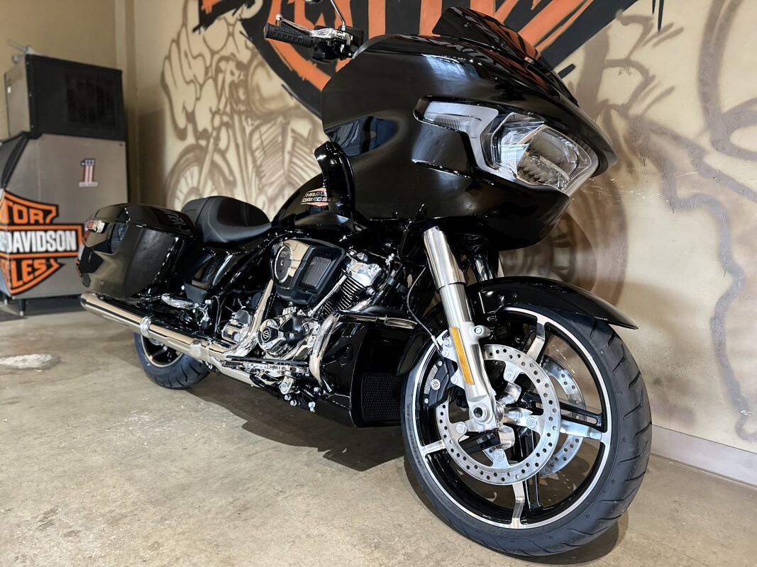 FLTRX 2025 Road Glide - Photo 7