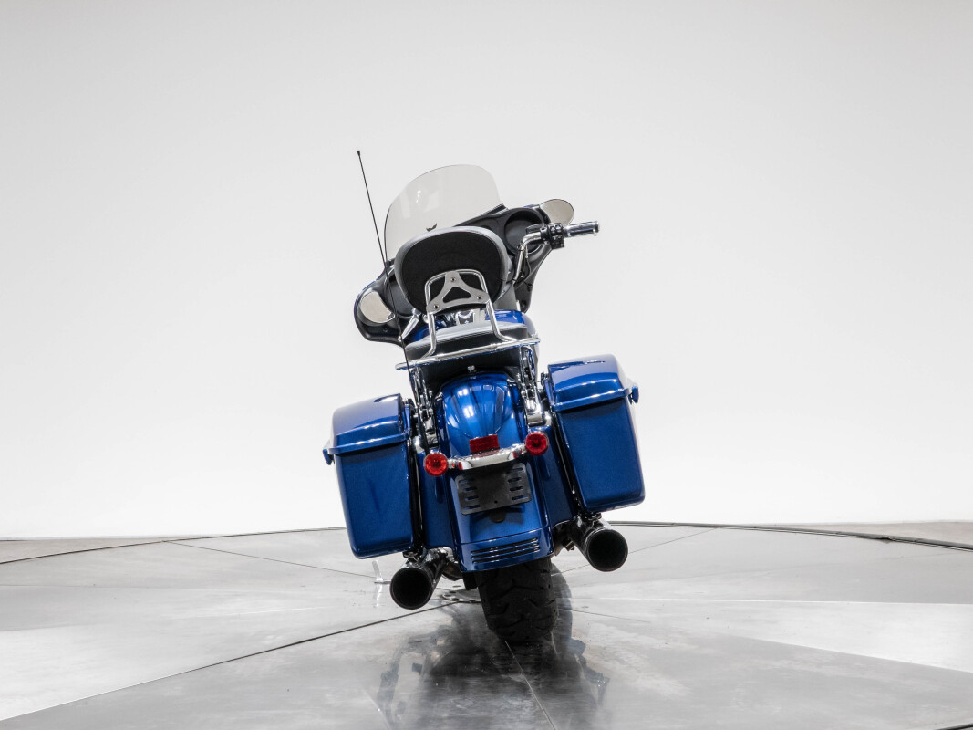 2017 Harley-Davidson FLHX Street Glide in Superior Blue with 13,511 miles - Photo 7