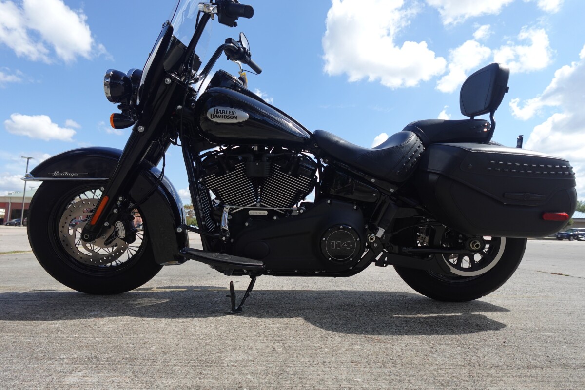 2023 Harley-Davidson Heritage Classic FLHCS - Photo 6
