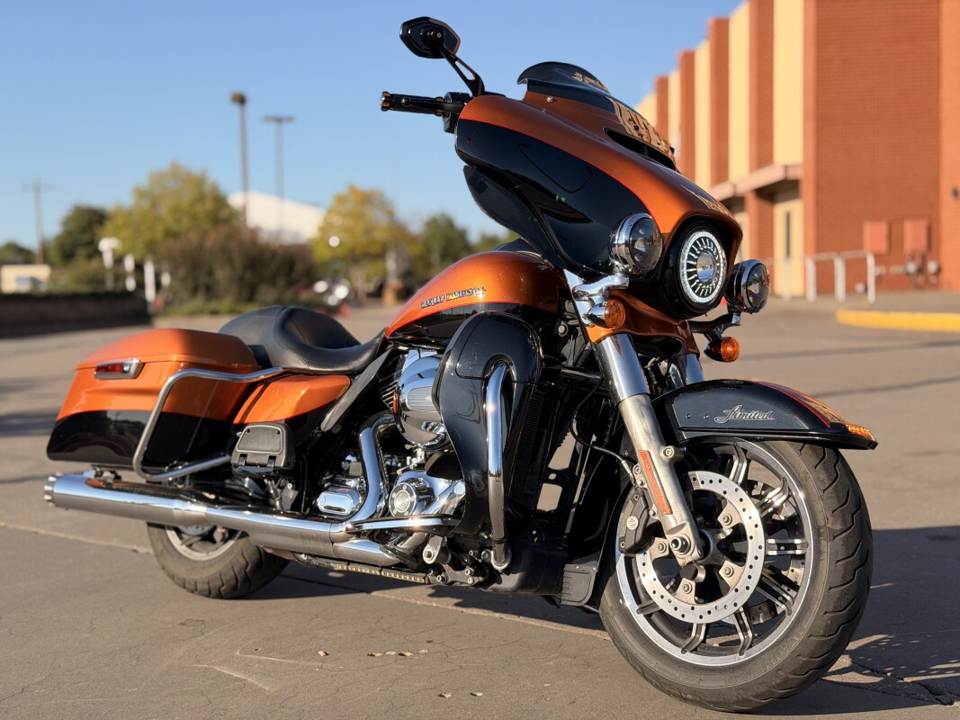 2014 Harley-Davidson Ultra Limited FLHTK WHSKY/V BLK 689247 - Photo 2
