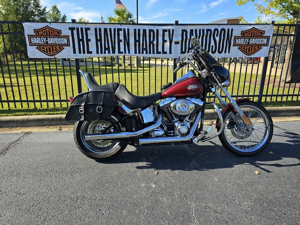 2010 Harley-Davidson Softail Custom Red Hot Sunglo