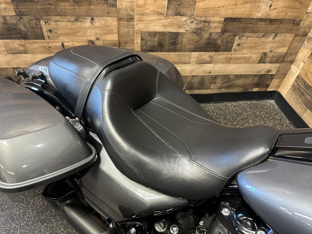 2021 Harley-Davidson Street Glide Special Gauntlet Gray Metallic - Black Finish FLHXS - Photo 10