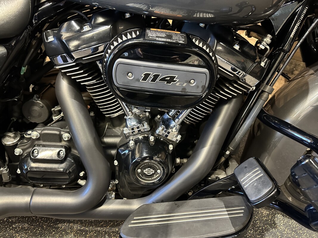2021 Harley-Davidson Street Glide Special Gauntlet Gray Metallic - Black Finish FLHXS - Photo 9