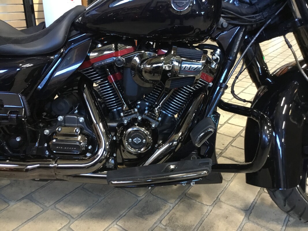 2022 Harley-Davidson CVO Street Glide Blue Steel - Photo 2