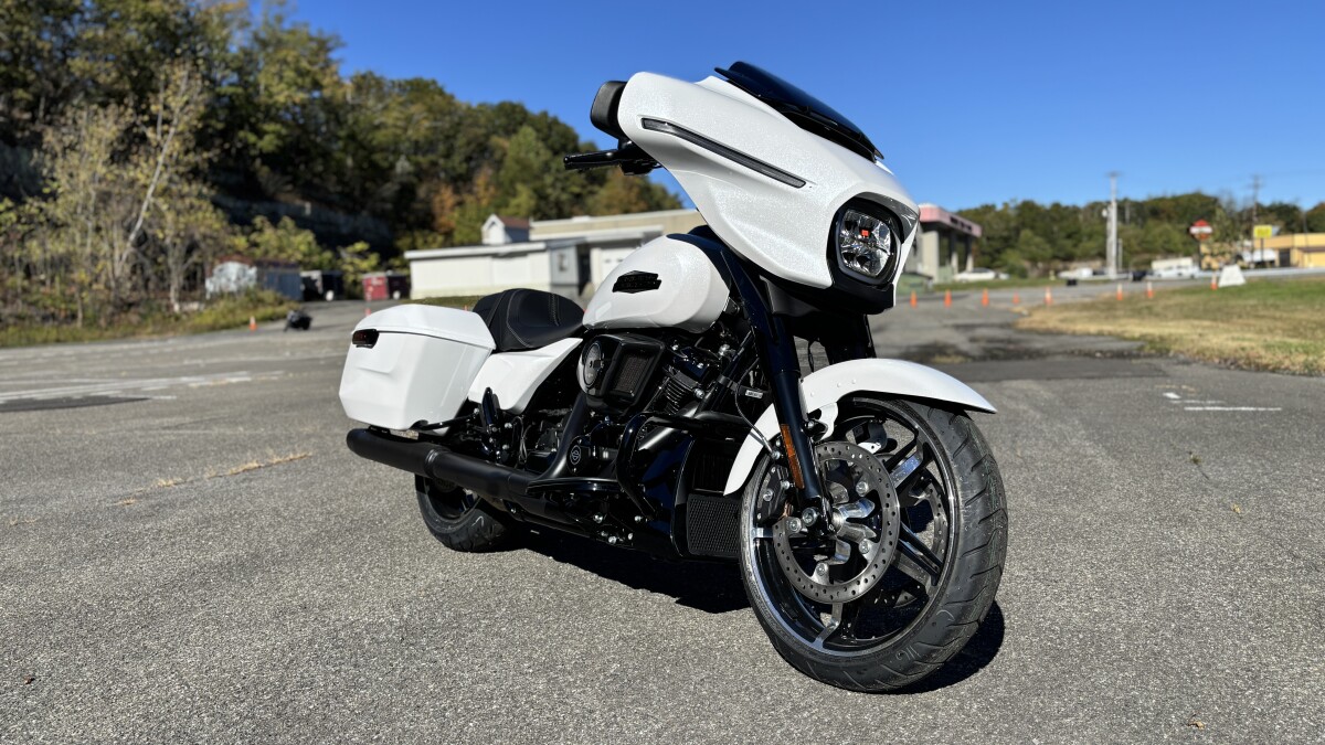 FLHX 2024 Street Glide - Photo 5