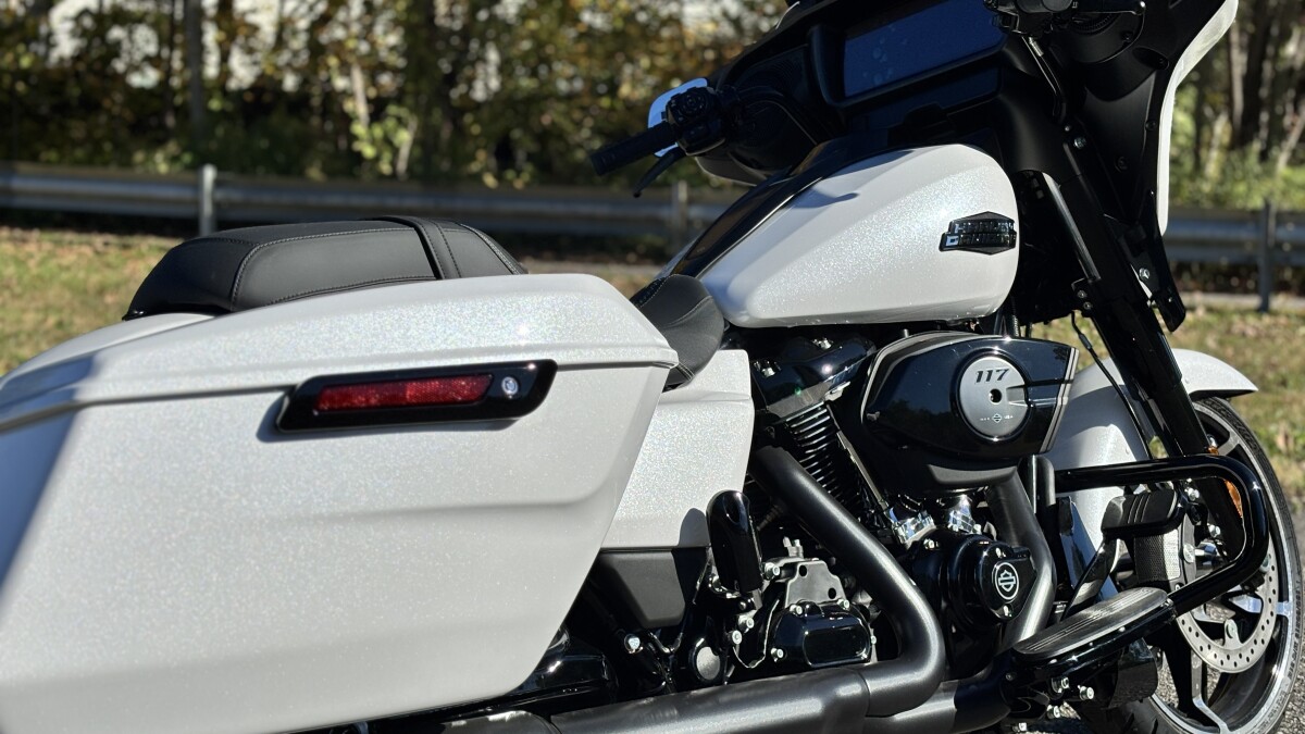 FLHX 2024 Street Glide - Photo 9
