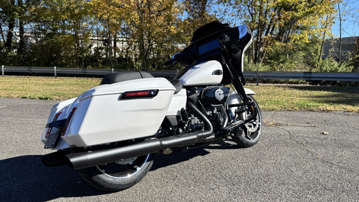 FLHX 2024 Street Glide - Photo 8