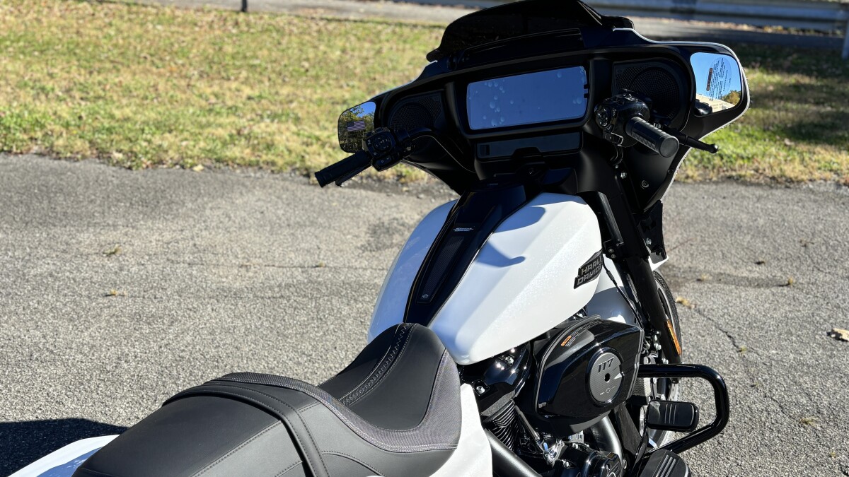 FLHX 2024 Street Glide - Photo 10
