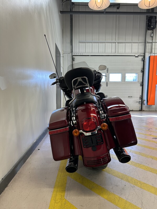2017 Harley-Davidson Road Glide Special Velocity Red Sunglo - Photo 7