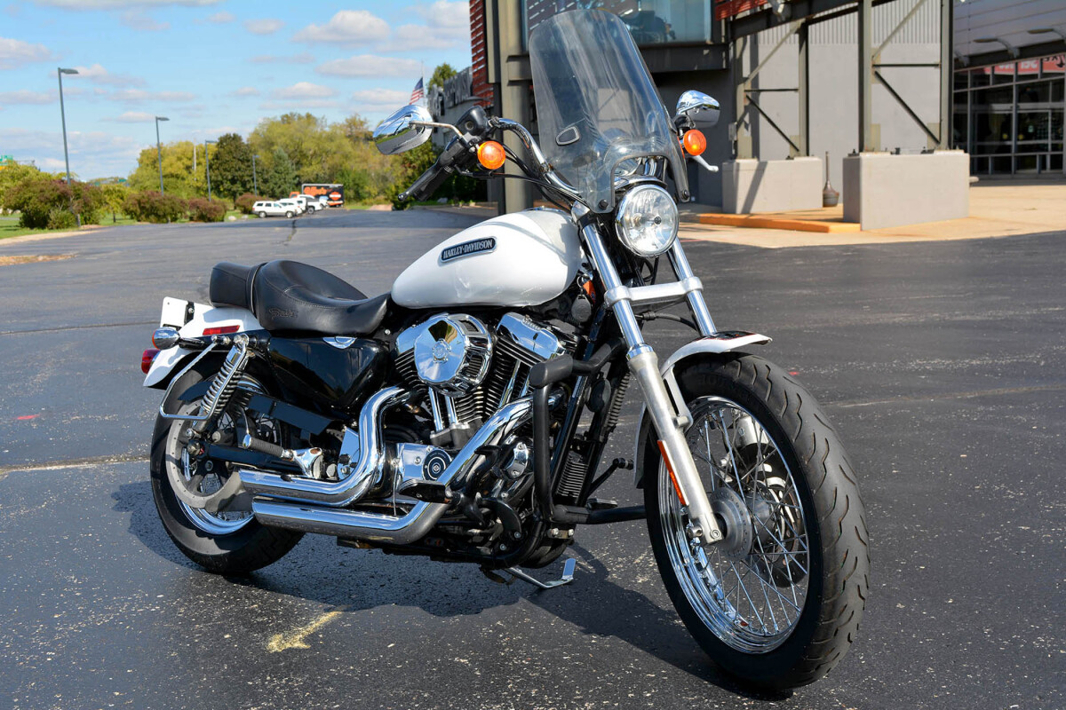 2007 Harley-Davidson Sportster 1200 Low White Gold Pearl & Vivid Black - Photo 8