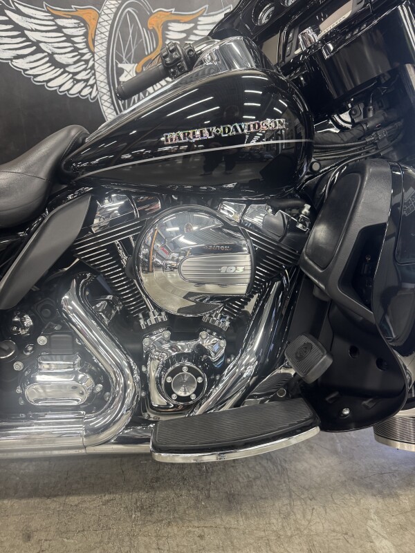 2014 Harley-Davidson Electra Glide Ultra Limited FLHTK - Photo 2
