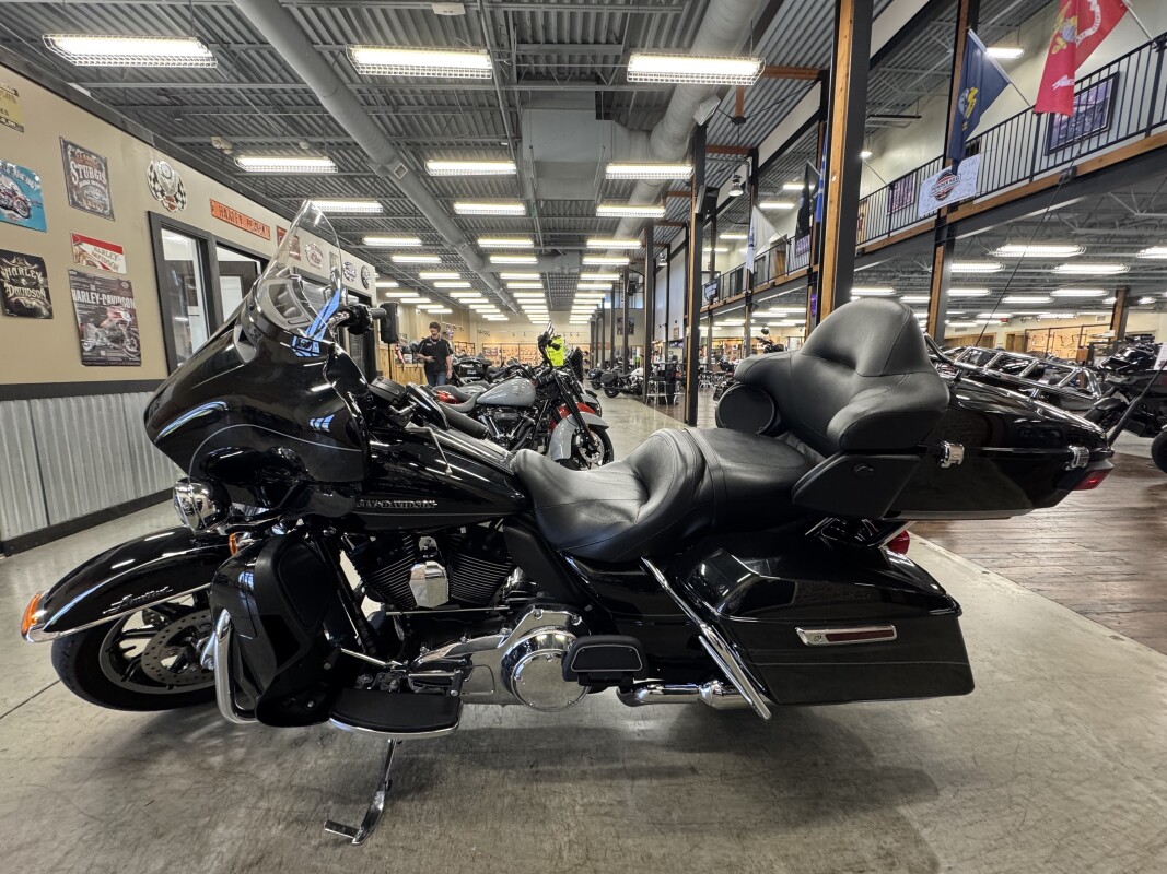 2014 Harley-Davidson Electra Glide Ultra Limited FLHTK - Photo 10