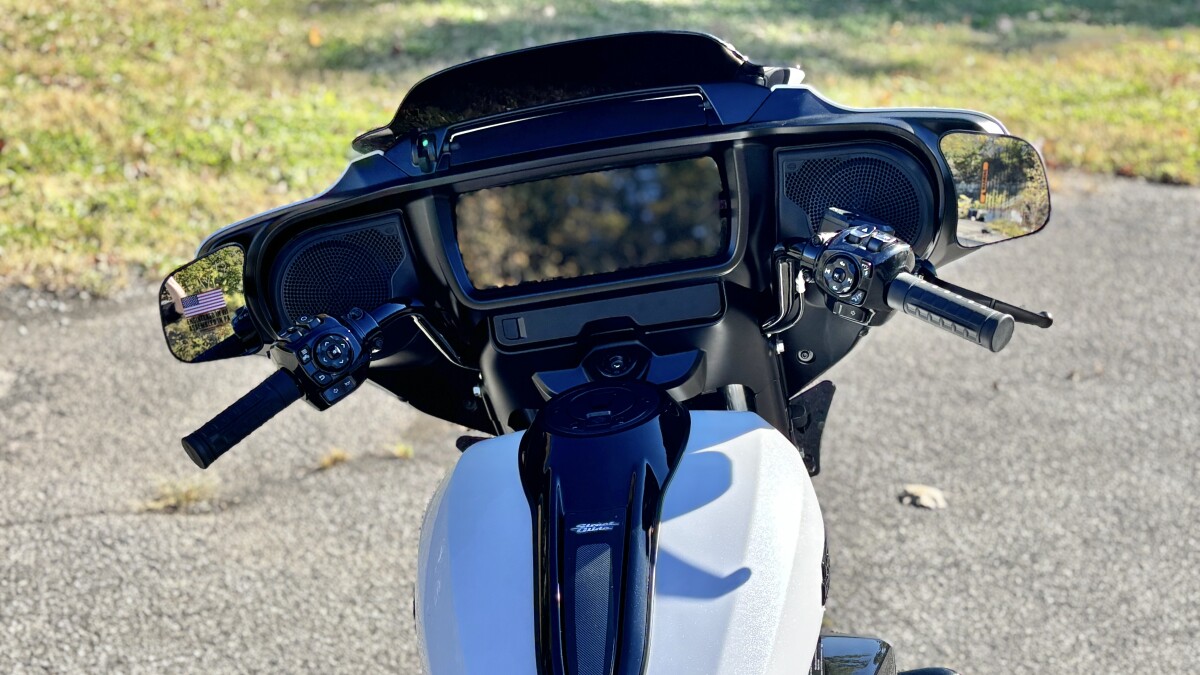 FLHX 2024 Street Glide - Photo 7