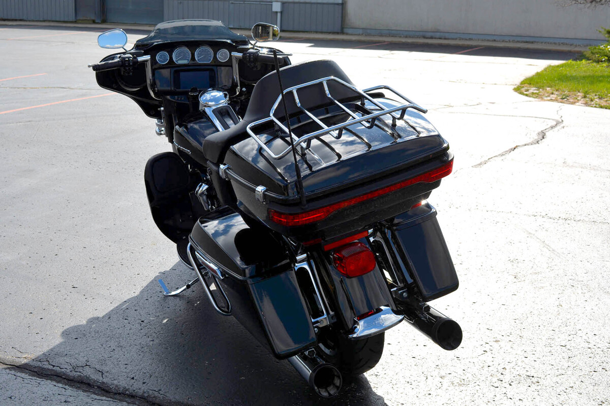 2019 Harley-Davidson Ultra Limited Vivid Black - Photo 4