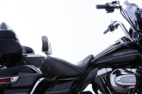 2014 Harley-Davidson® Ultra Limited Vivid Black thumb 3