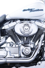 2005 Harley-Davidson® Super Glide® Custom White Pearl thumb 1