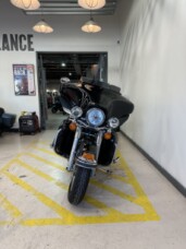 2005 Harley-Davidson® Electra Glide® Classic Vivid Black thumb 2