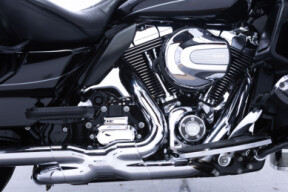 2014 Harley-Davidson® Ultra Limited Vivid Black thumb 2
