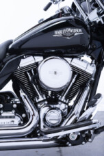 2016 Harley-Davidson® Road King® Vivid Black (26000 km seulement) thumb 1