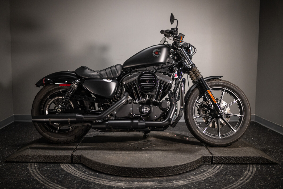 2021 Iron 883 (XL883N) - Photo 8