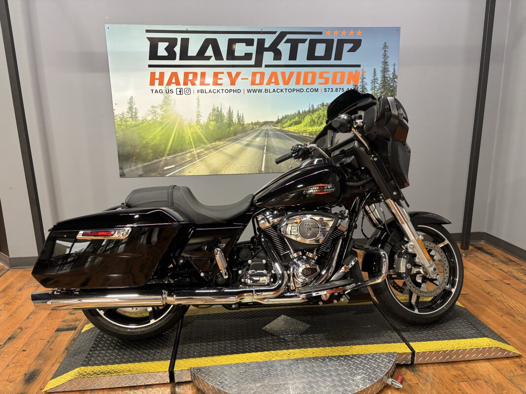 2025 Harley-Davidson Street Glide VIVID BLACK/CHROME TRIM - Photo 7
