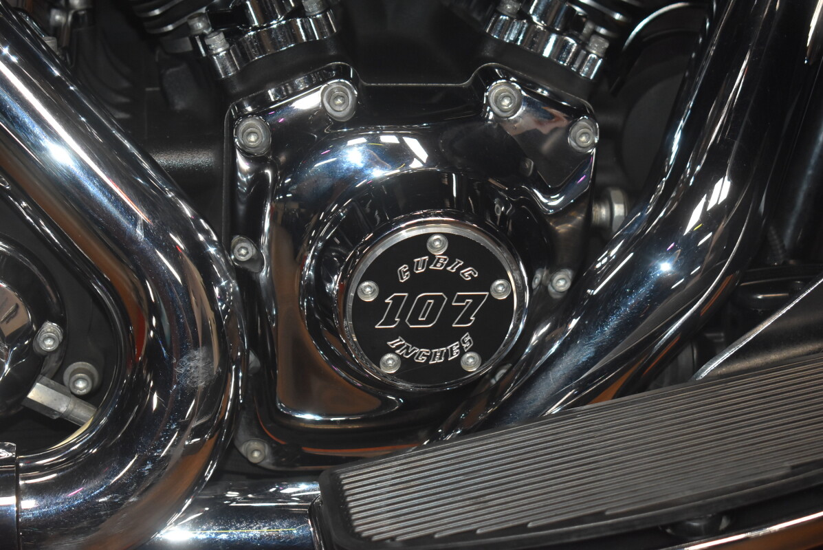 FLHTC 2010 Electra Glide Classic - Photo 8