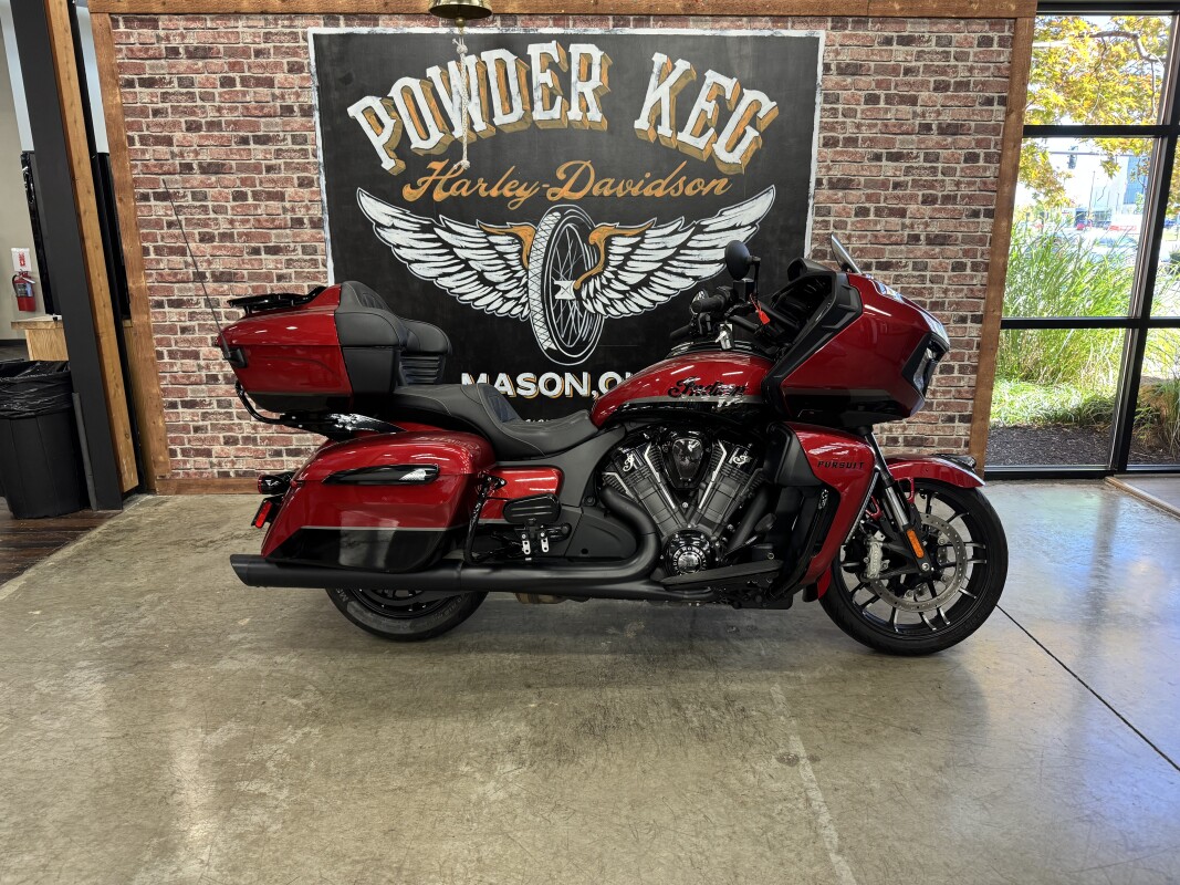 2023 Indian Motorcycle Pursuit Dark Horse with Premium Package N23LDFRRAG