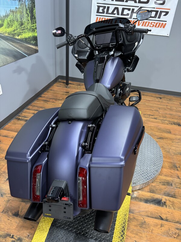 2025 Harley-Davidson Road Glide PRPL ABYSS DNM/BLK TRIM - Photo 4