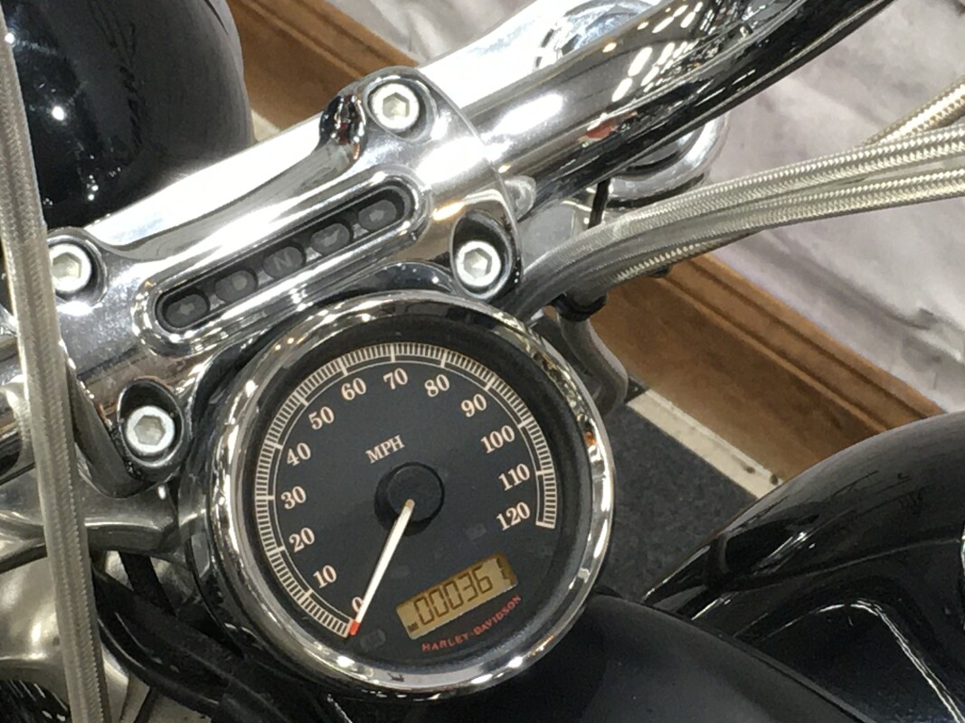 2015 Harley-Davidson Breakout Vivid Black FXSB - Photo 5
