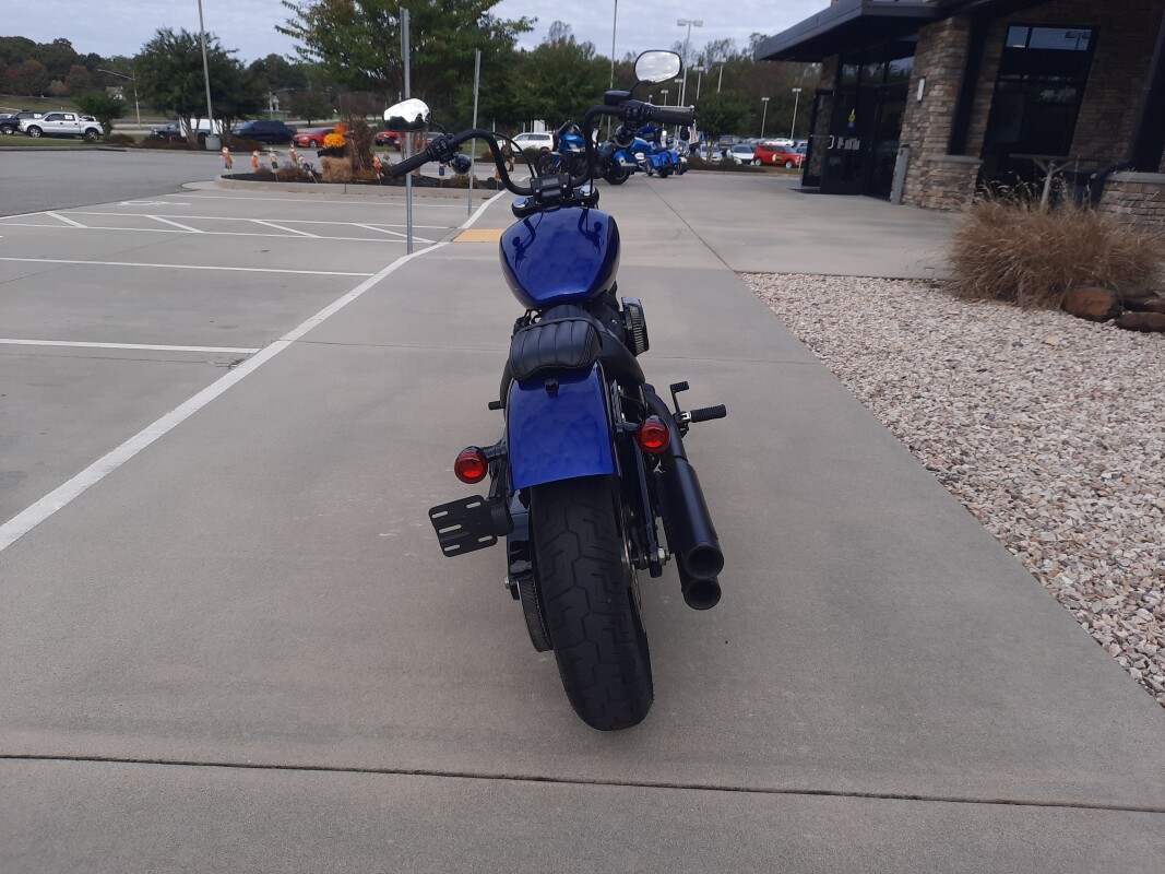 2021 Harley-Davidson Street Bob 114 Custom Blue Paint - Photo 7