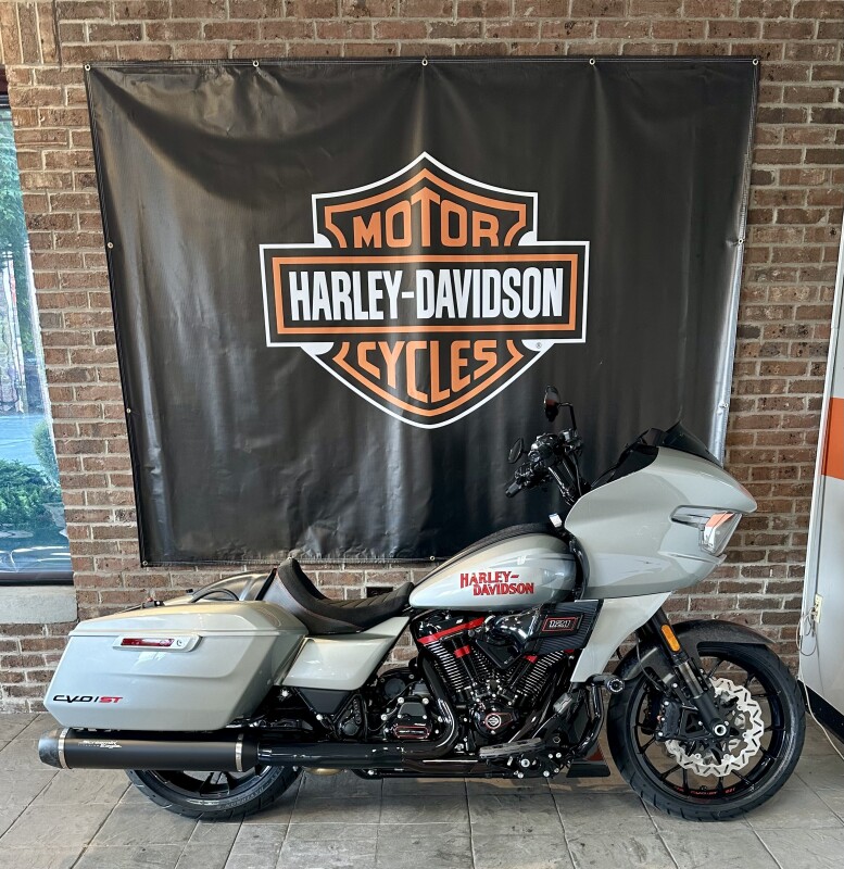 2025 Harley-Davidson CVO Road Glide ST FLTRXSTSE Mercury Silver