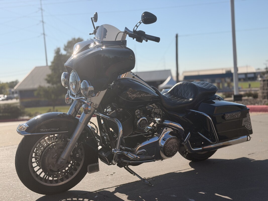 2012 Harley-Davidson Road King FLHR103 BLACK - Photo 5