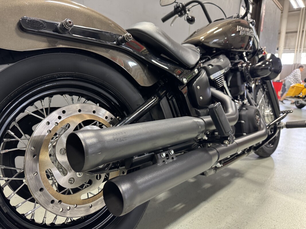 FXBB 2020 Street Bob - Photo 8