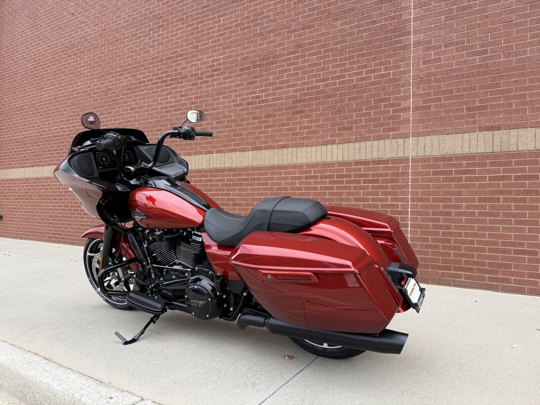 FLTRX 2025 Road Glide - Photo 7