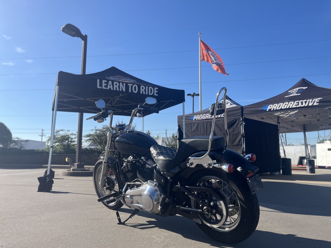 2020 Harley-Davidson Softail Standard FXST Vivid Black 062868 - Photo 5