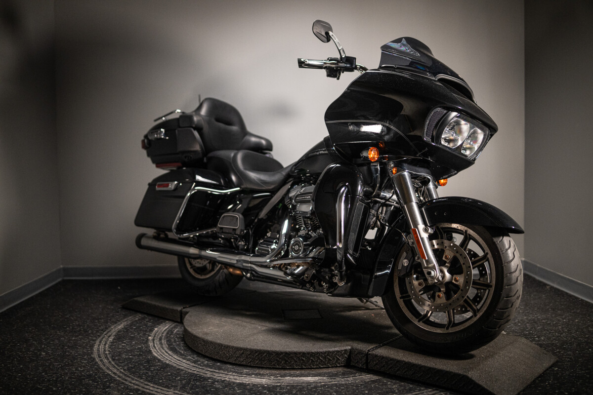 2019 Road Glide Ultra (FLTRU)