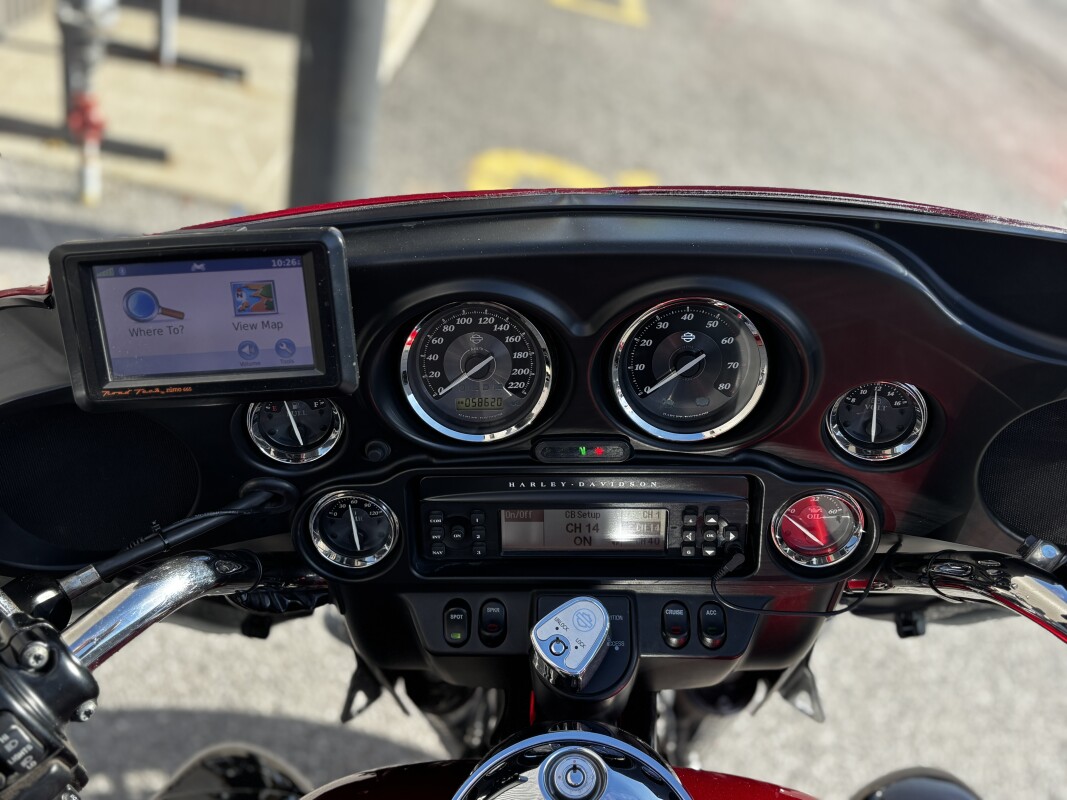 2012 Harley-Davidson Electra Glide Ultra Limited Two-Tone Ember Red Sunglo/Merlot Sunglo - Photo 7