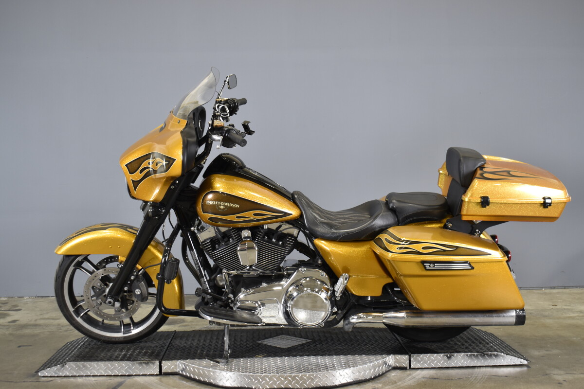 2016 Harley-Davidson Street Glide Special FLHXS - Photo 5