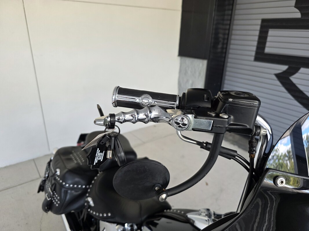 2013 Harley-Davidson Heritage Softail Classic - Photo 4