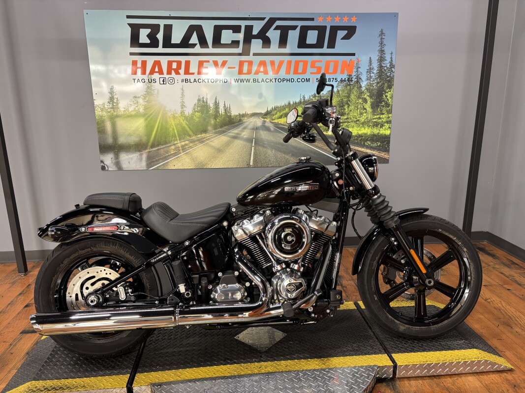 2025 Harley-Davidson Street Bob VIVID BLACK - Photo 2