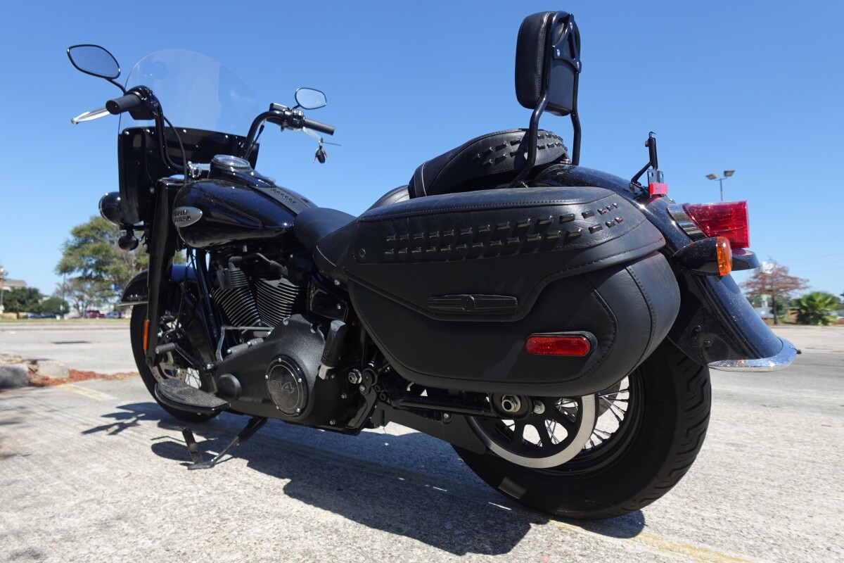 2024 Harley-Davidson Heritage Classic FLHCS - Photo 6