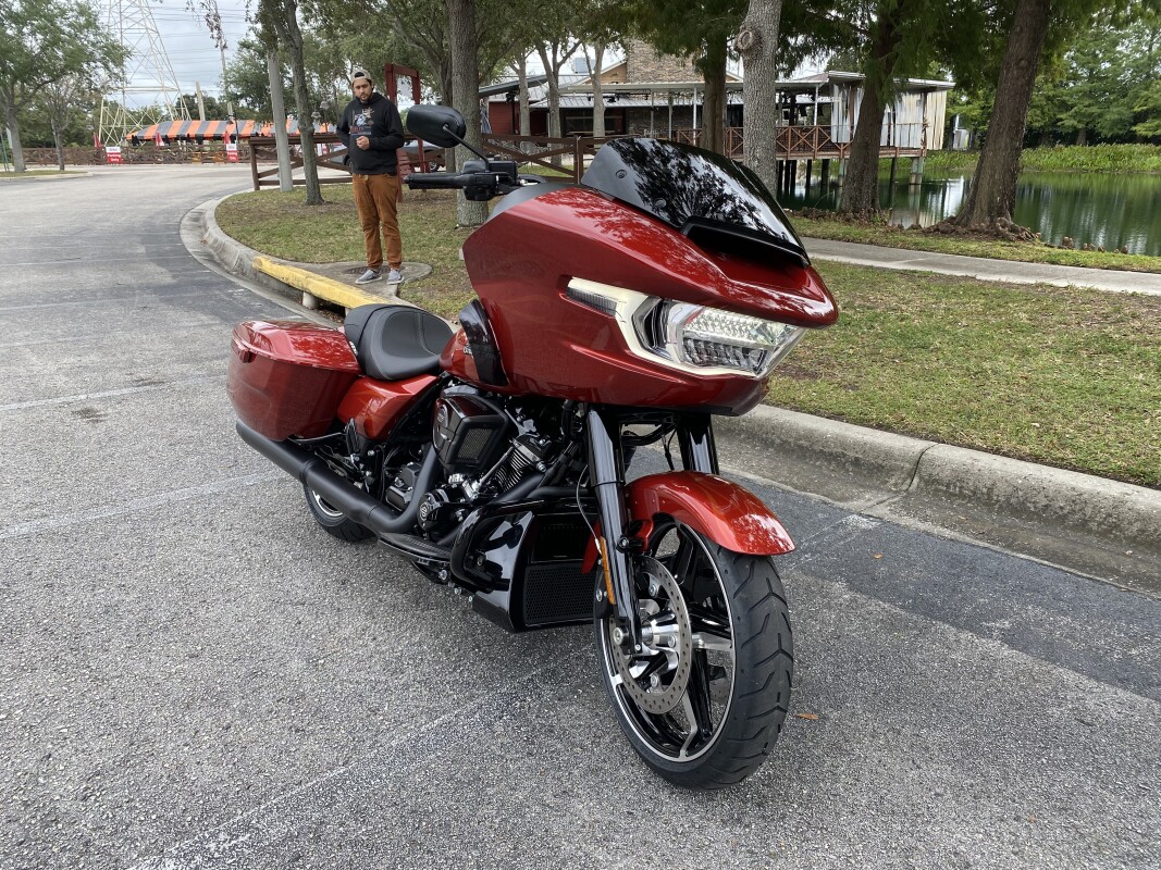 2025 Harley-Davidson Road Glide - Photo 2