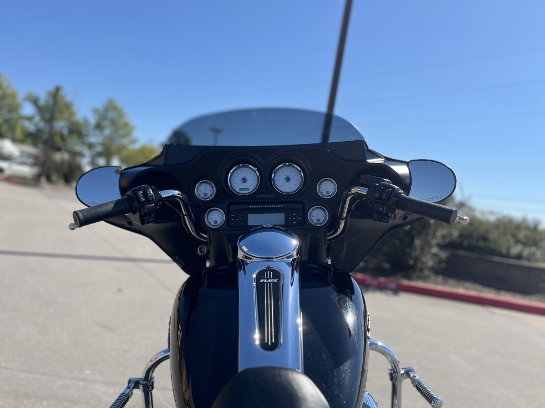 2013 Harley-Davidson Street Glide FLHX MIDNIGHT PEARL 681993 - Photo 9