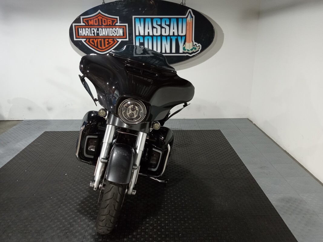 2020 Harley-Davidson CVO Street Glide -Black Stardust Fade - Photo 2