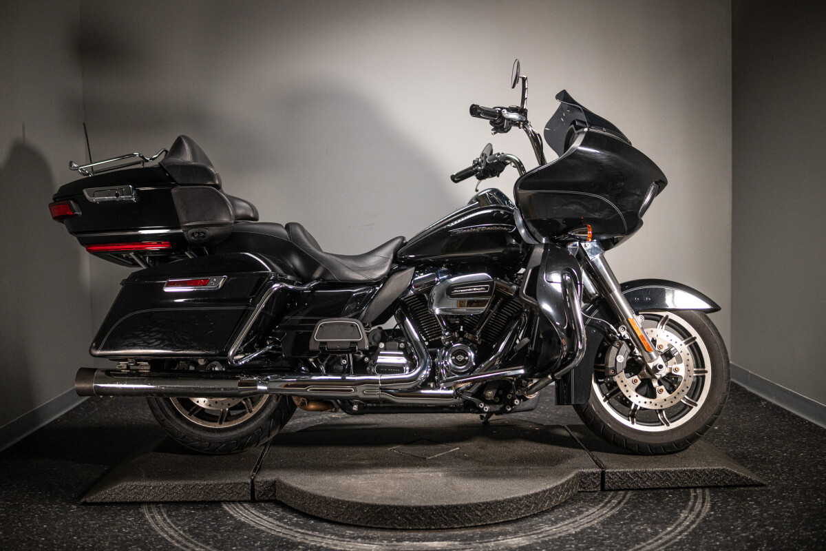 2019 Road Glide Ultra (FLTRU) - Photo 8