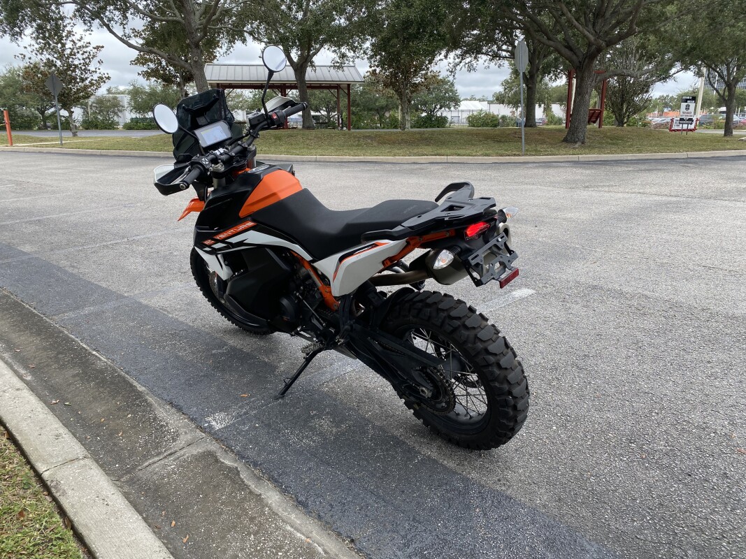2022 KTM 890 Adventure R - Photo 4