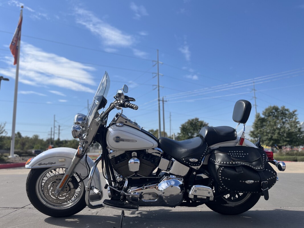 2004 Harley-Davidson Heritage Softail Classic FLSTCI GLACIER WHITE - Photo 6