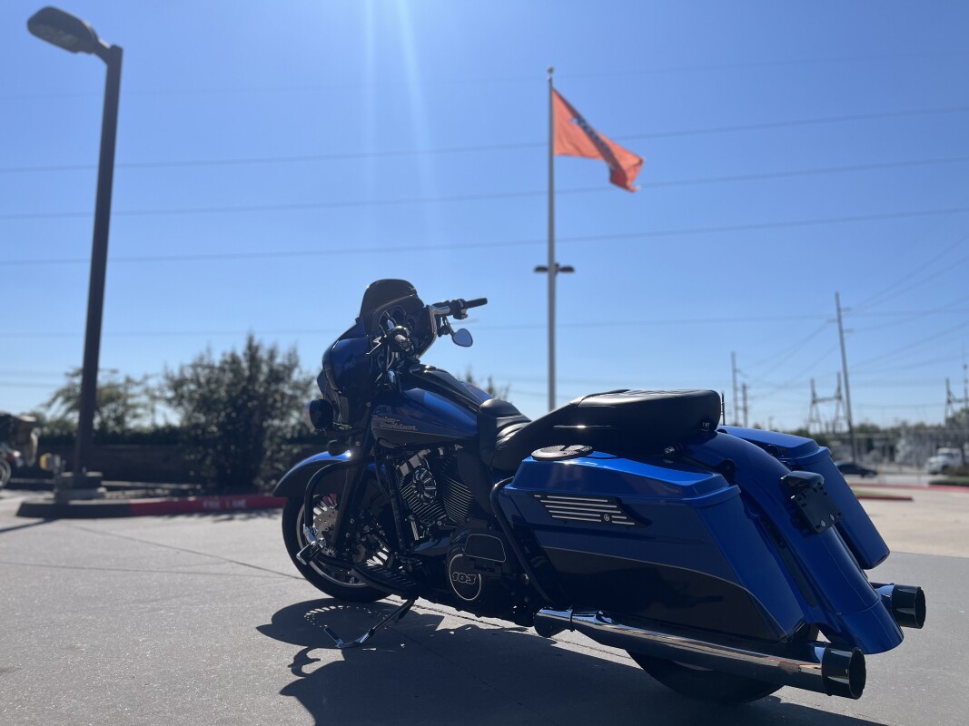 2010 Harley-Davidson Electra Glide Ultra Limited FLM BLUE - Photo 5